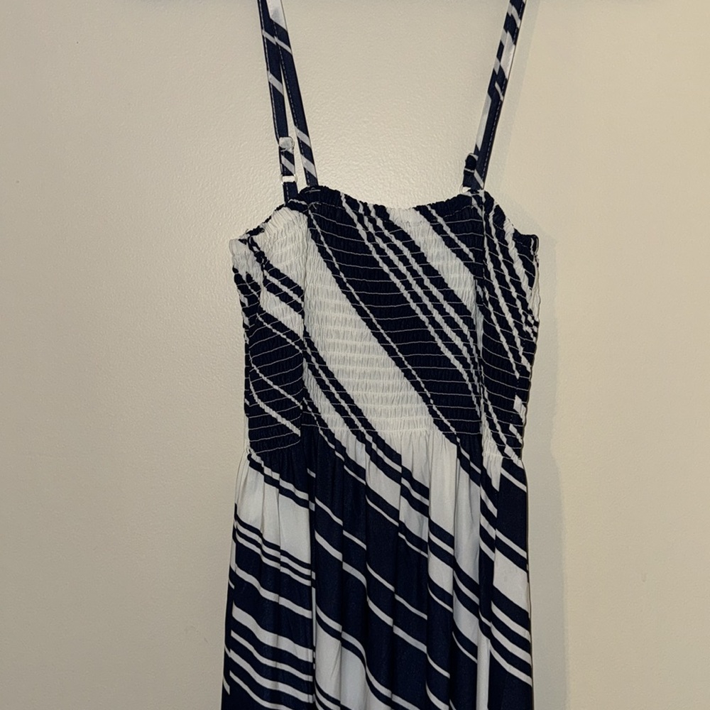 NWT Women’s 5th Love Navy & White Striped Smocked Summer Maxi Dress - Large